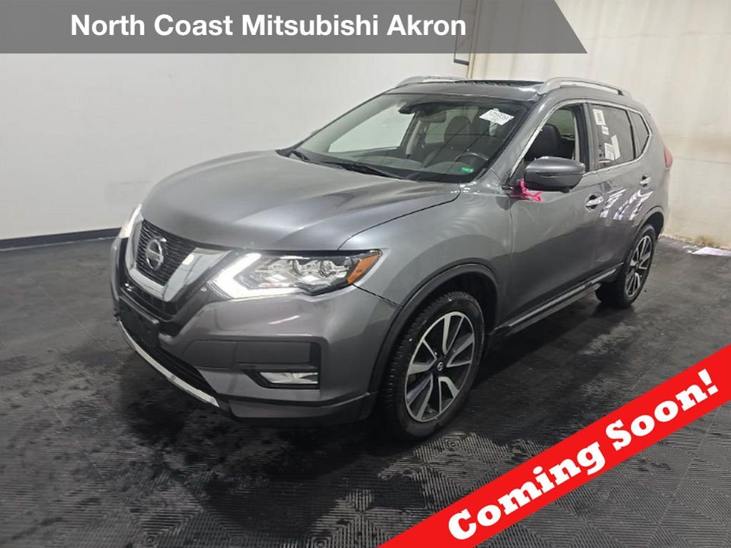 Used 2020 Gray Nissan SV image 1