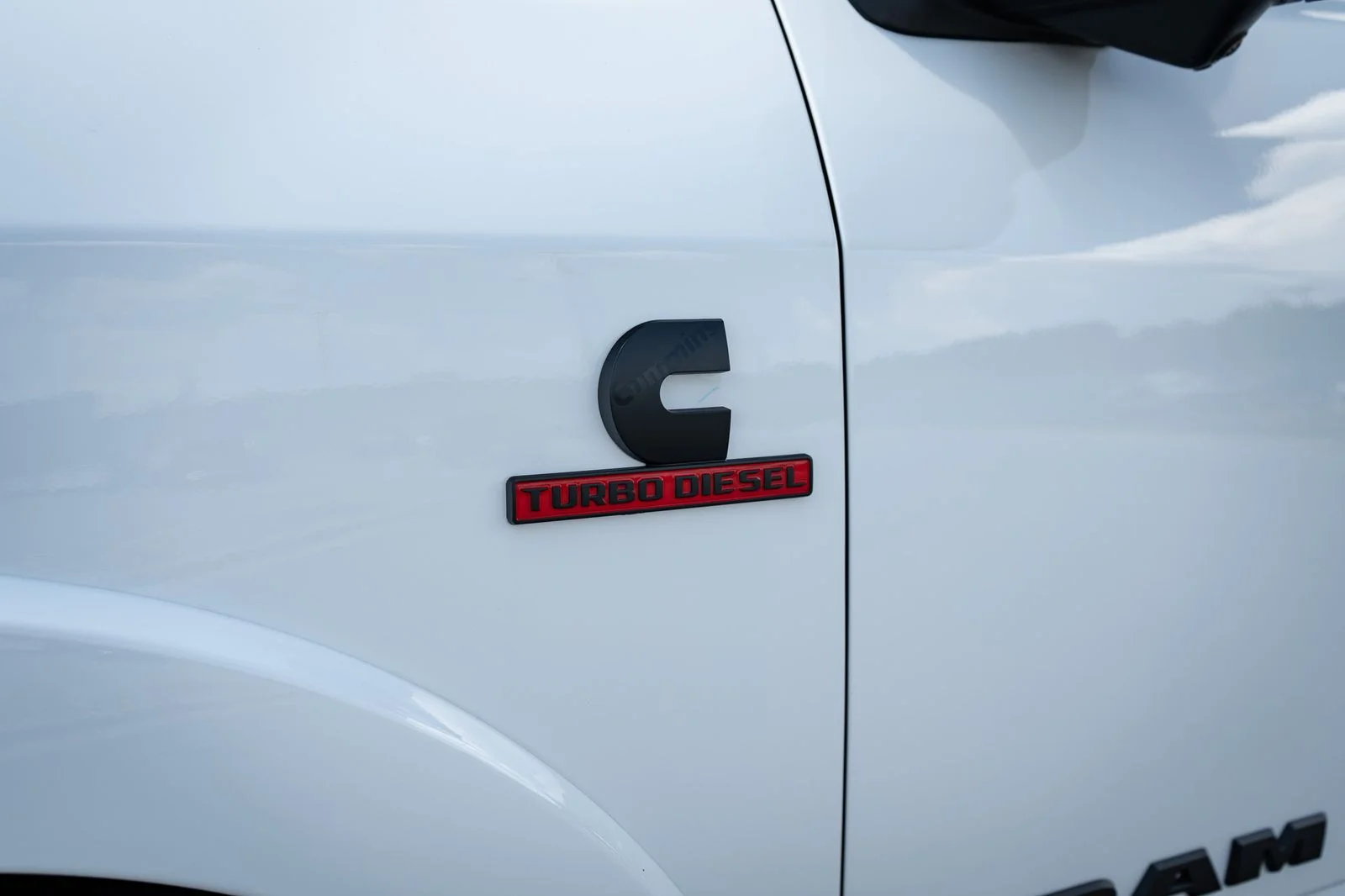 New 2026 Bright White Clear-Coat Exterior Paint RAM Limited image 12