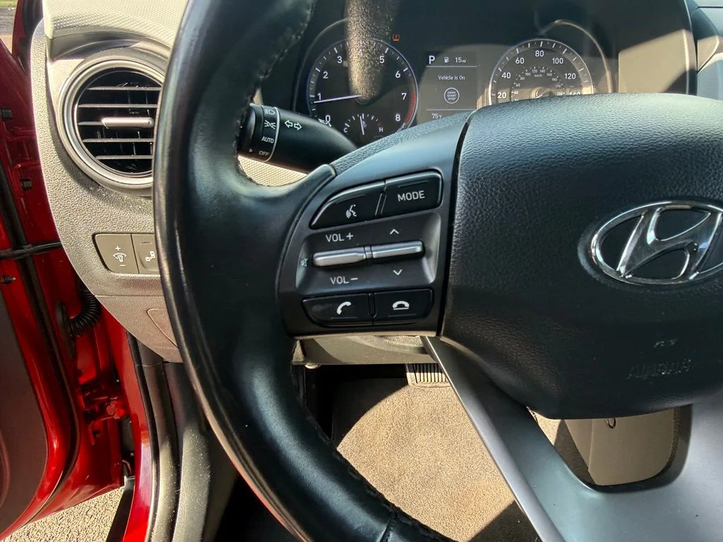 Used 2020 Pulse Red Hyundai SEL image 11