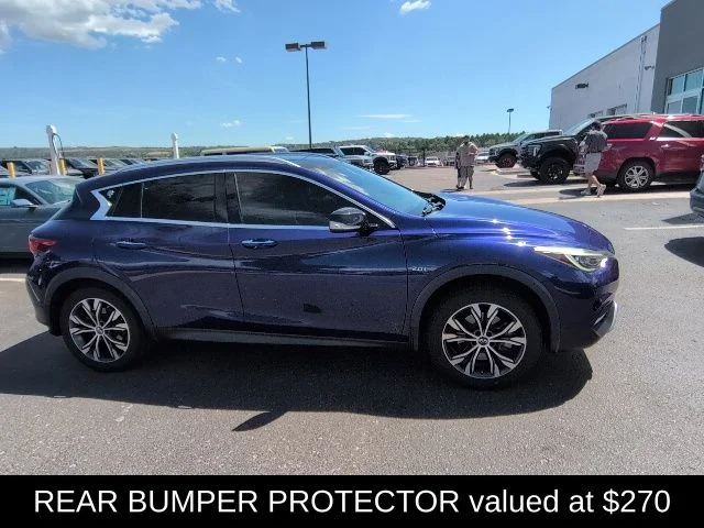 Used 2017 Blue INFINITI Premium image 4