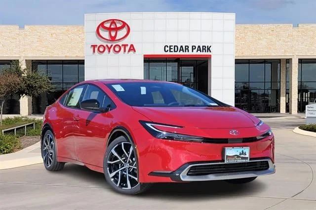 2025 Toyota Prius XSE Plug-in Hybrid's photo