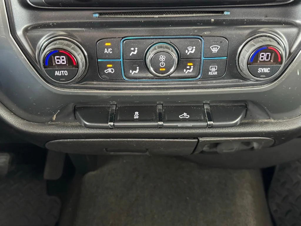 Used 2017 Gray Chevrolet LT image 32