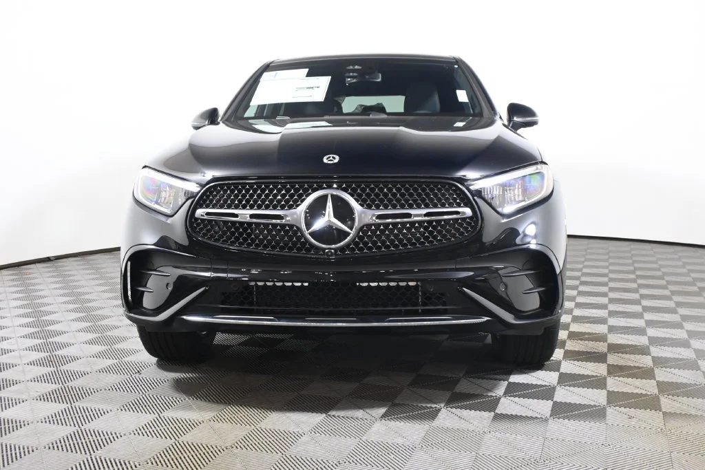 New 2027 Black Mercedes-Benz GLC 300 Coupe image 10
