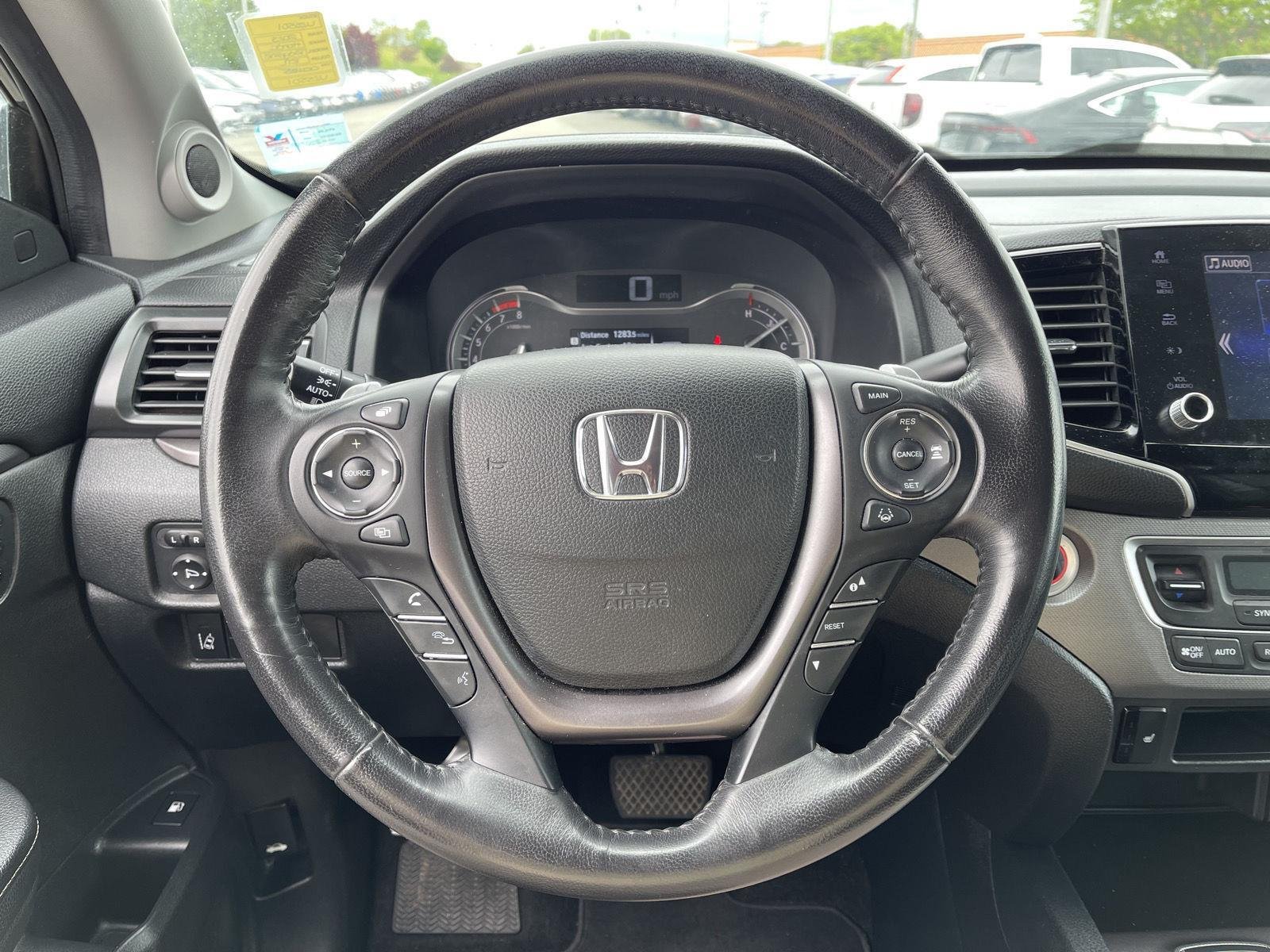 Used 2023 Modern Steel Metallic Honda RTL image 6