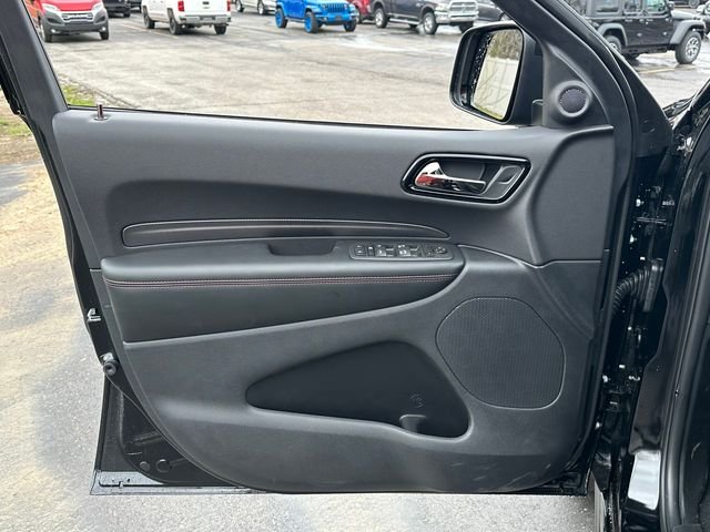 New 2026 Diamond Black Clear-Coat Exterior Paint Dodge GT image 30