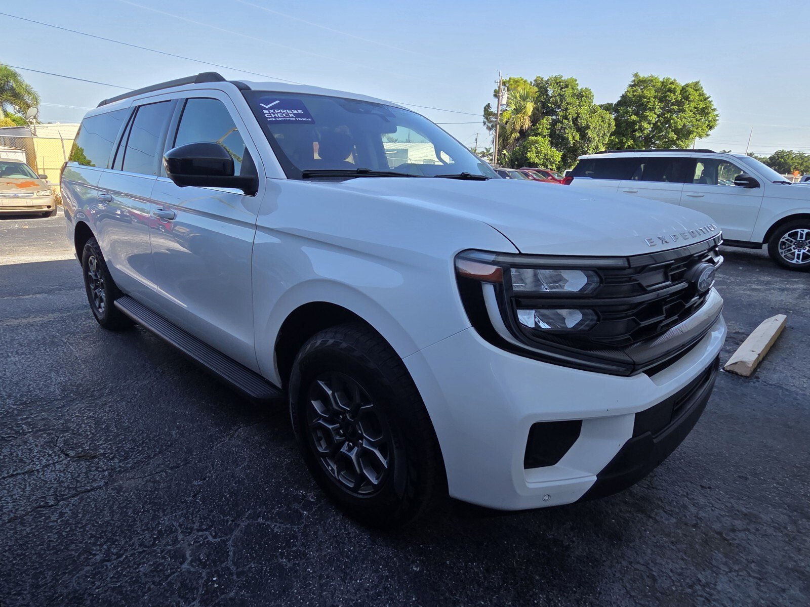 Used 2025  Ford Active image 2
