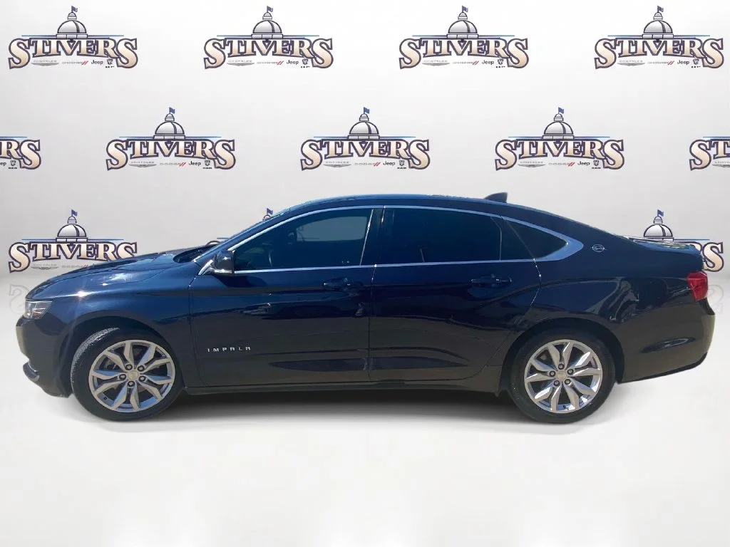 Used 2019 Blue Chevrolet LT image 5