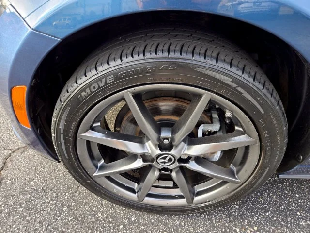 Used 2018 Blue Mazda Grand Touring image 20