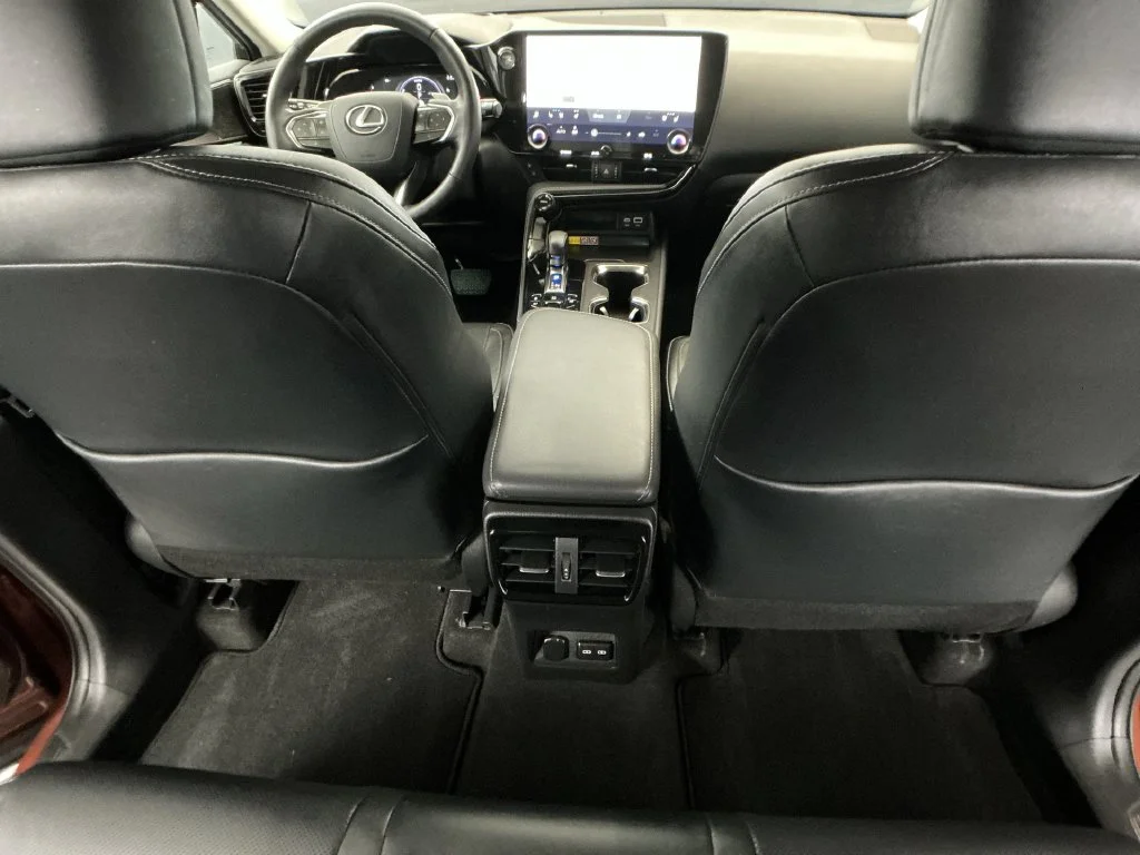 Used 2025 Copper Crest Lexus 350h Luxury image 28