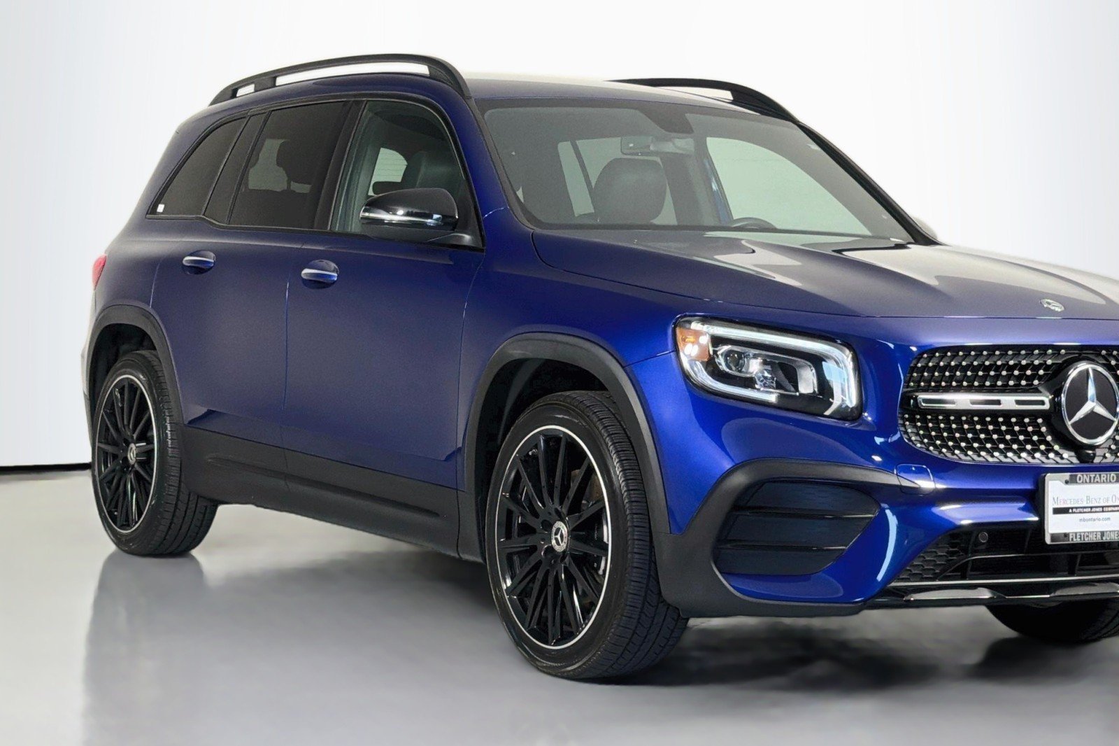 Used 2020 Galaxy Blue Metallic Mercedes-Benz 250 image 14