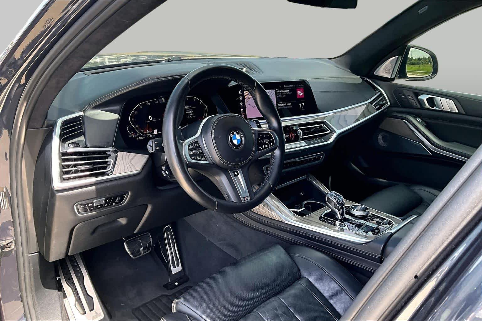 Used 2019 Arctic Gray Metallic BMW xDrive50i image 16