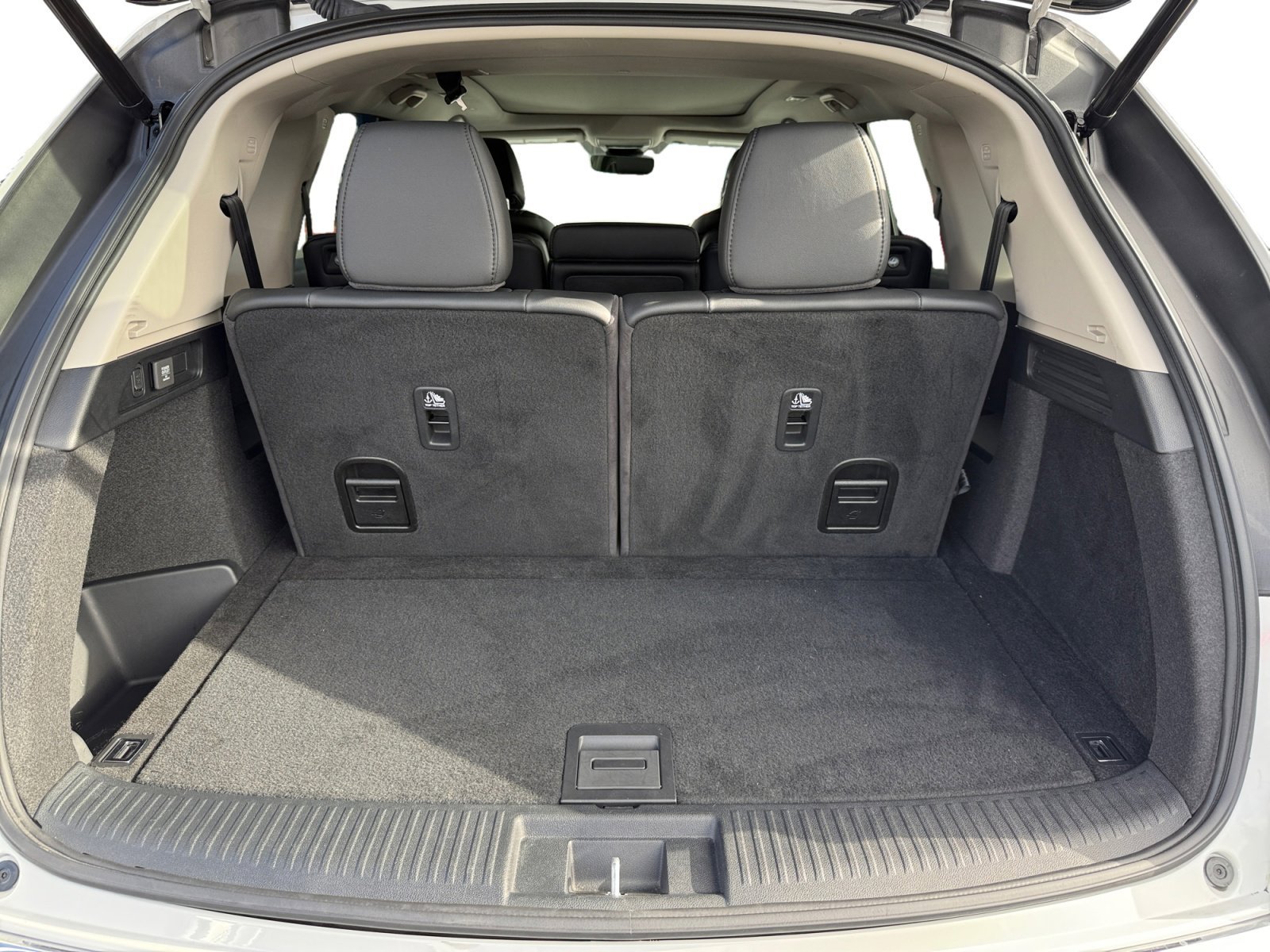Used 2024 White Acura 3.5L image 17