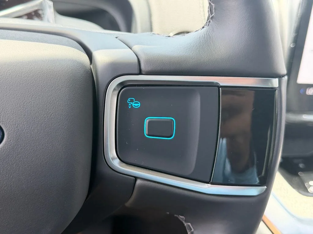 New 2027 Agate Black Metallic Ford Tremor® image 15