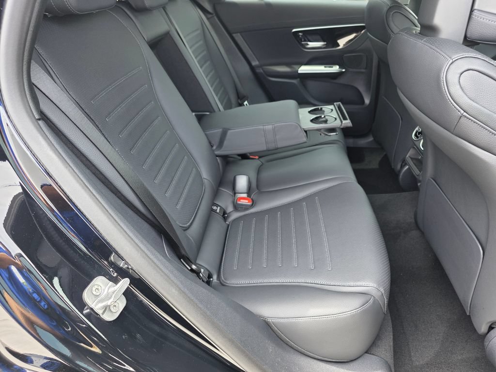 New 2026 Black Mercedes-Benz GLC 300 image 44