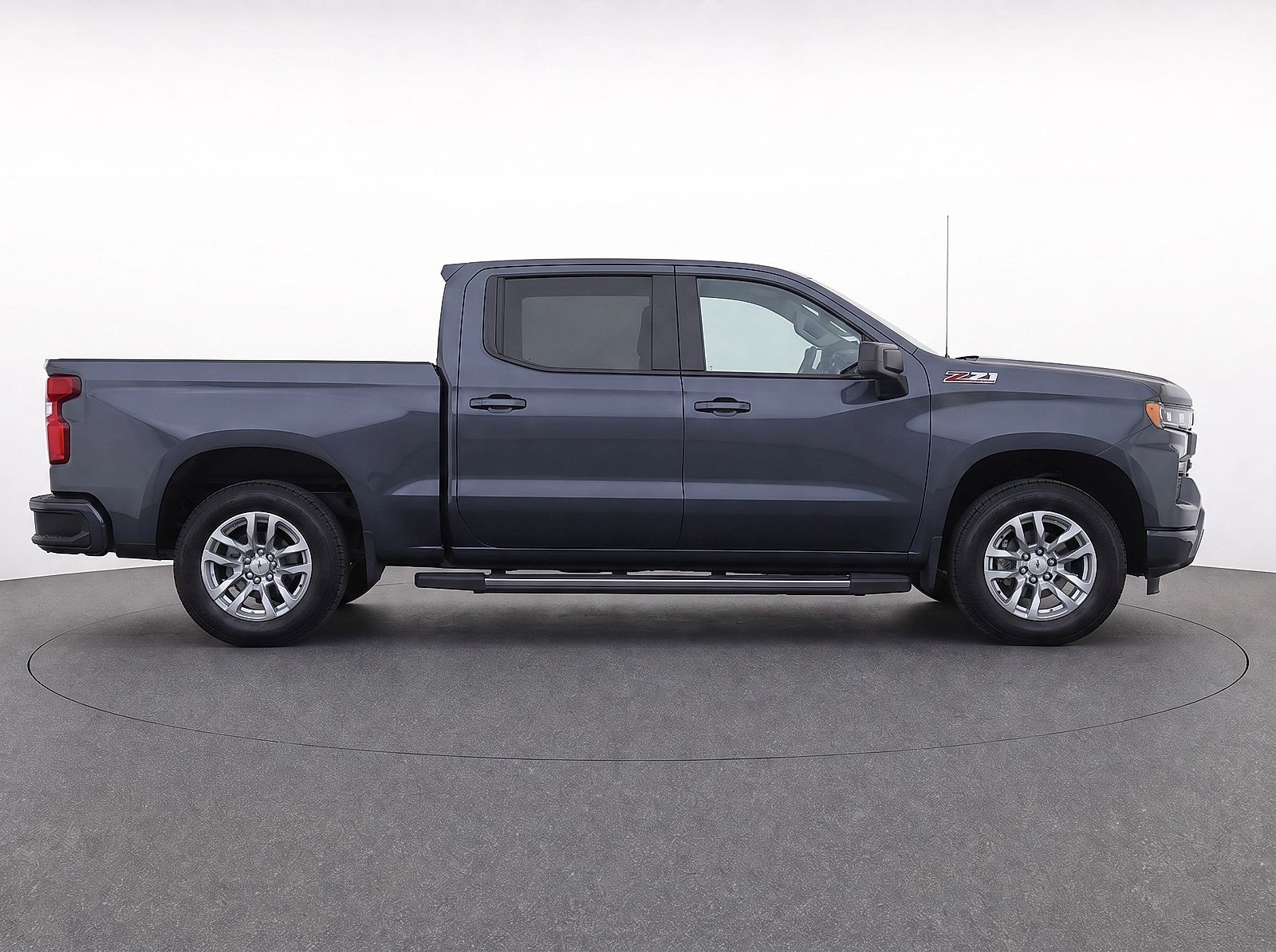 Used 2019 Shadow Gray Metallic Chevrolet RST image 8