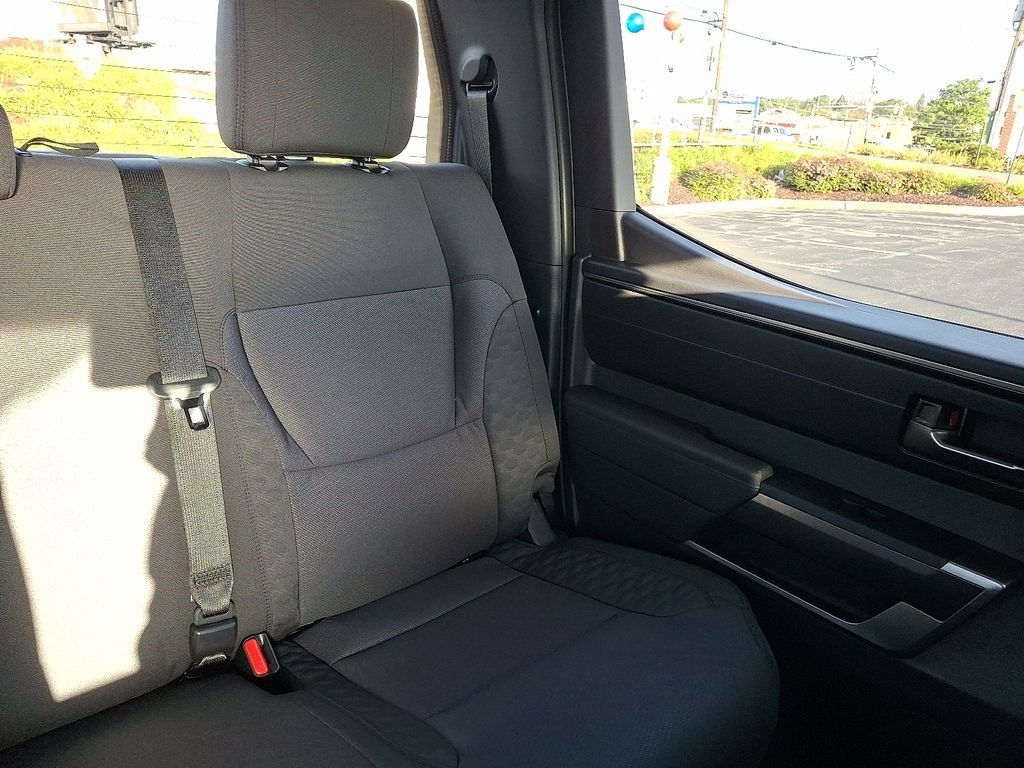 2026 Toyota Tundra SR5 - Photo 14