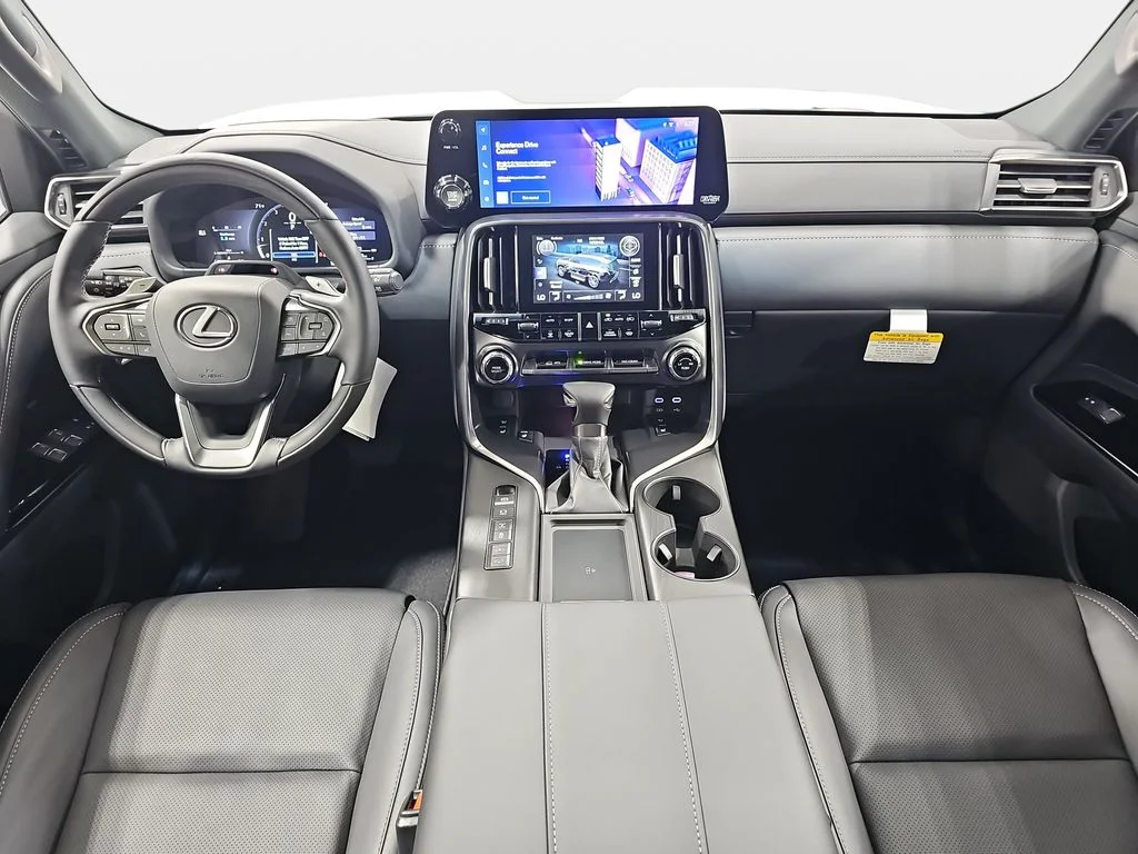 New 2026 Eminent White Pearl Lexus LUXURY image 9