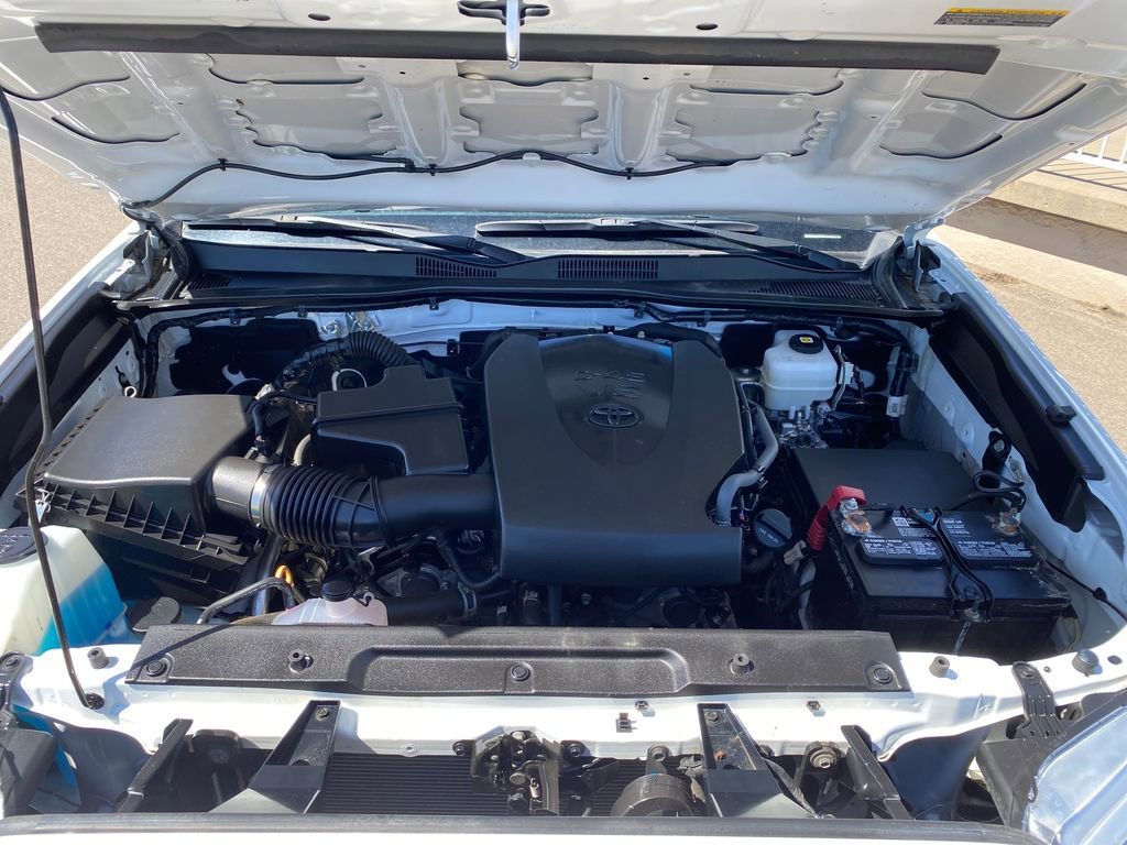 Used 2023 Ice Cap Toyota SR image 22