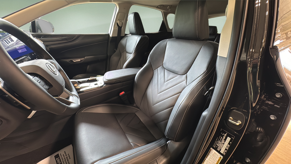 2026 Lexus NX 450h+ Premium - Photo 12
