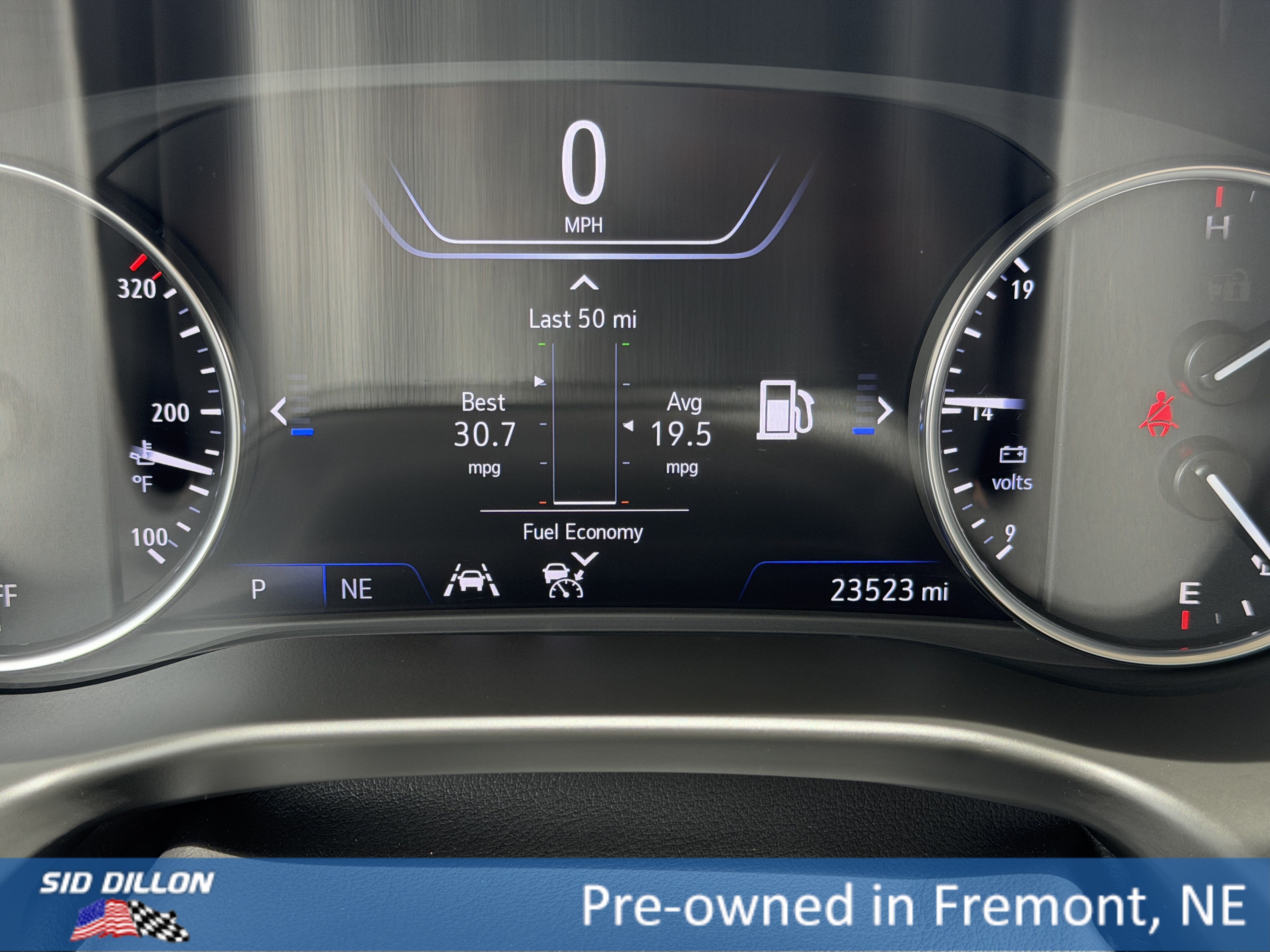 Used 2023 Emperor Blue Metallic Buick Avenir image 22