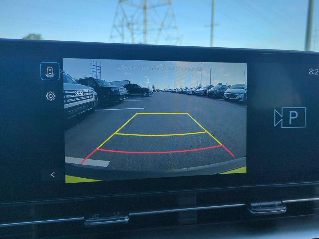 New 2027 Yellow Hyundai SE FWD image 24
