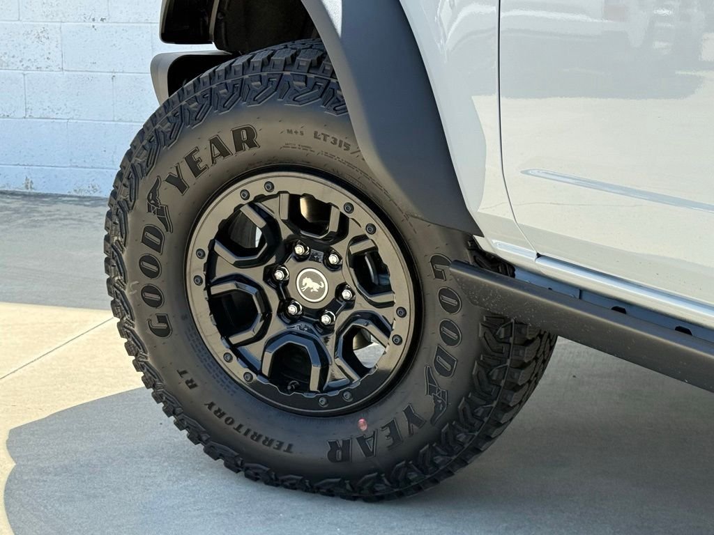 New 2026 Avalanche Gray Ford Badlands® image 17