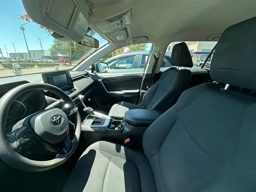 Used 2021 Midnight Black Metallic Toyota LE image 7