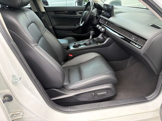 Used 2024 White Honda Touring image 13
