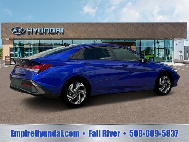 2025 Hyundai Elantra SEL - Photo 8