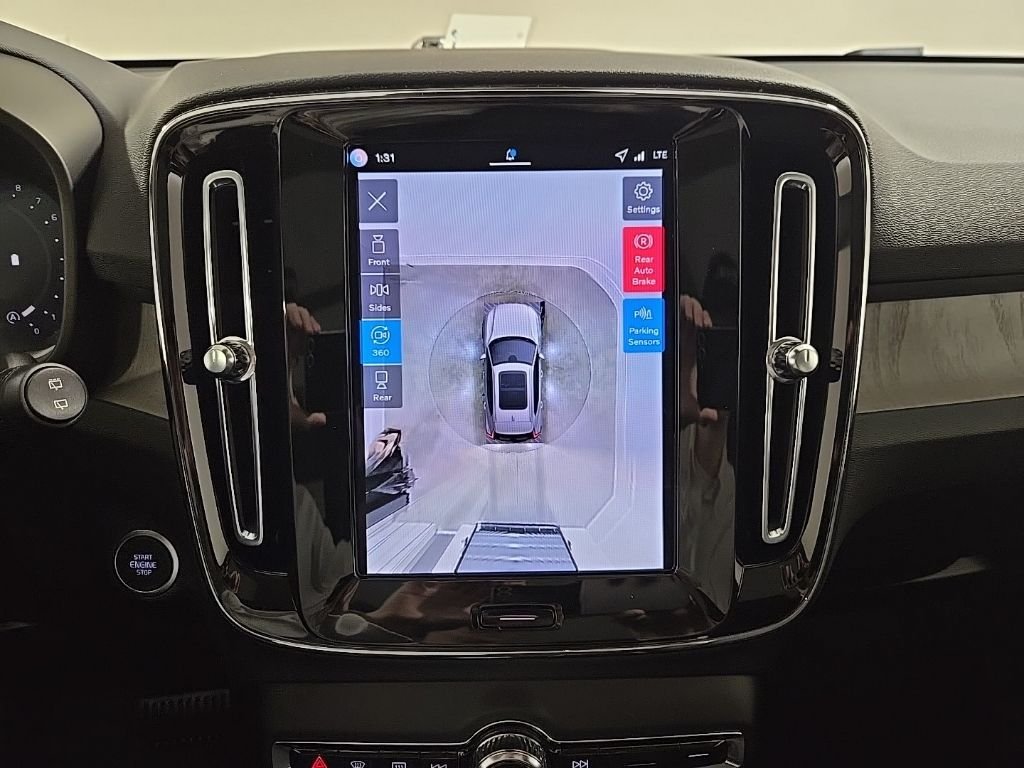 2026 Volvo XC40 Ultra - Photo 19