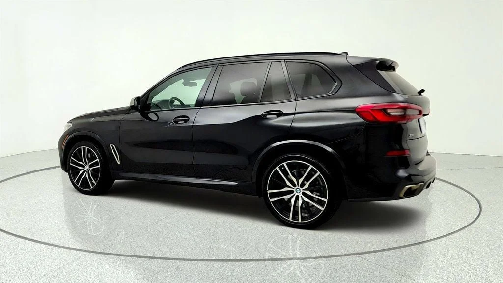 Used 2020 Black Sapphire Metallic BMW M50i Sports Activity Vehicle w/ Executive Pkg & Merino Leather image 7