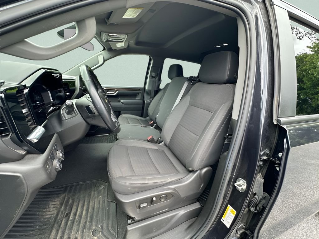 Used 2023 Gray Chevrolet LT image 10
