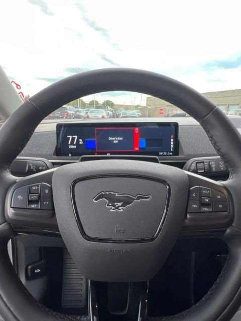Used 2023 White Ford Premium image 6