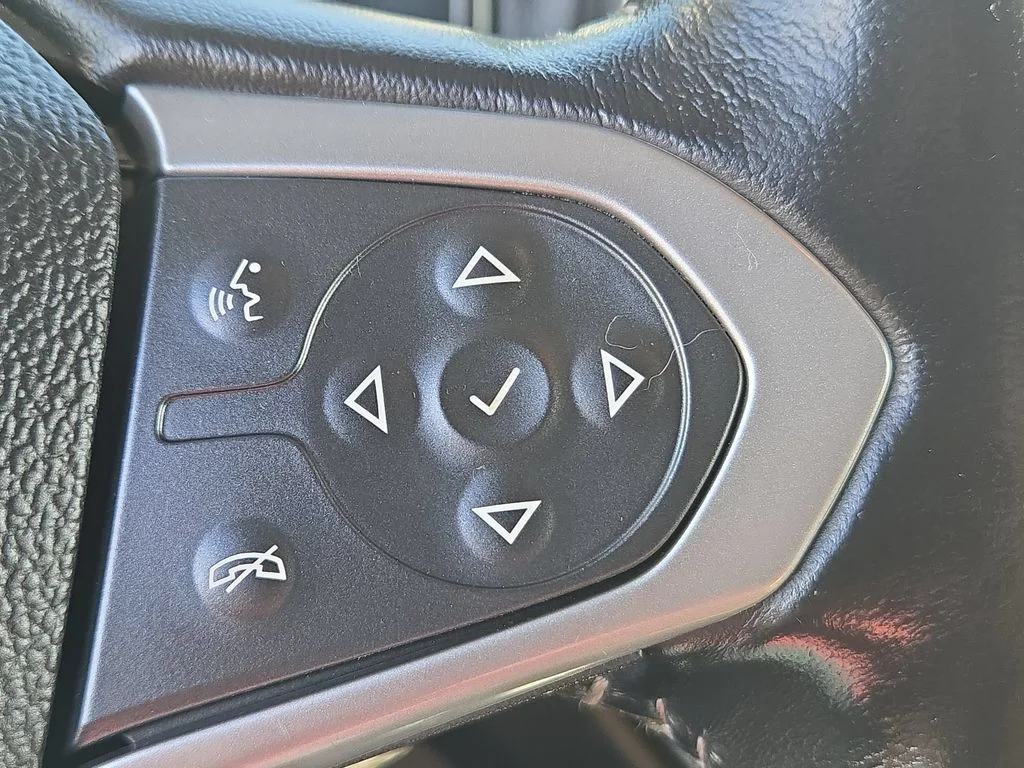 Used 2019 Black Chevrolet ZR2 image 47