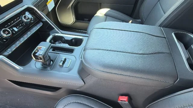 2026 GMC Sierra 1500 Denali - Photo 13