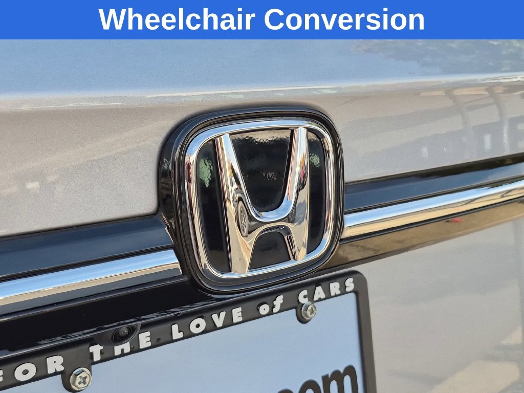 Used 2024 Silver Honda Elite image 25