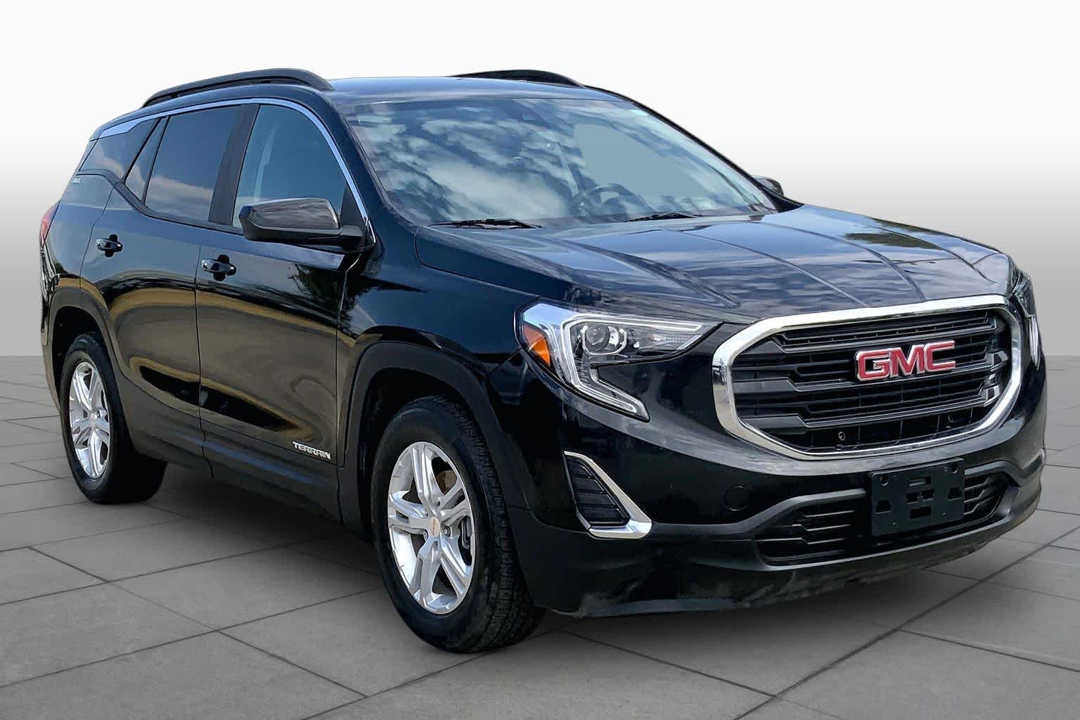 Certified Used 2021 Ebony Twilight Metallic GMC SLE image 3