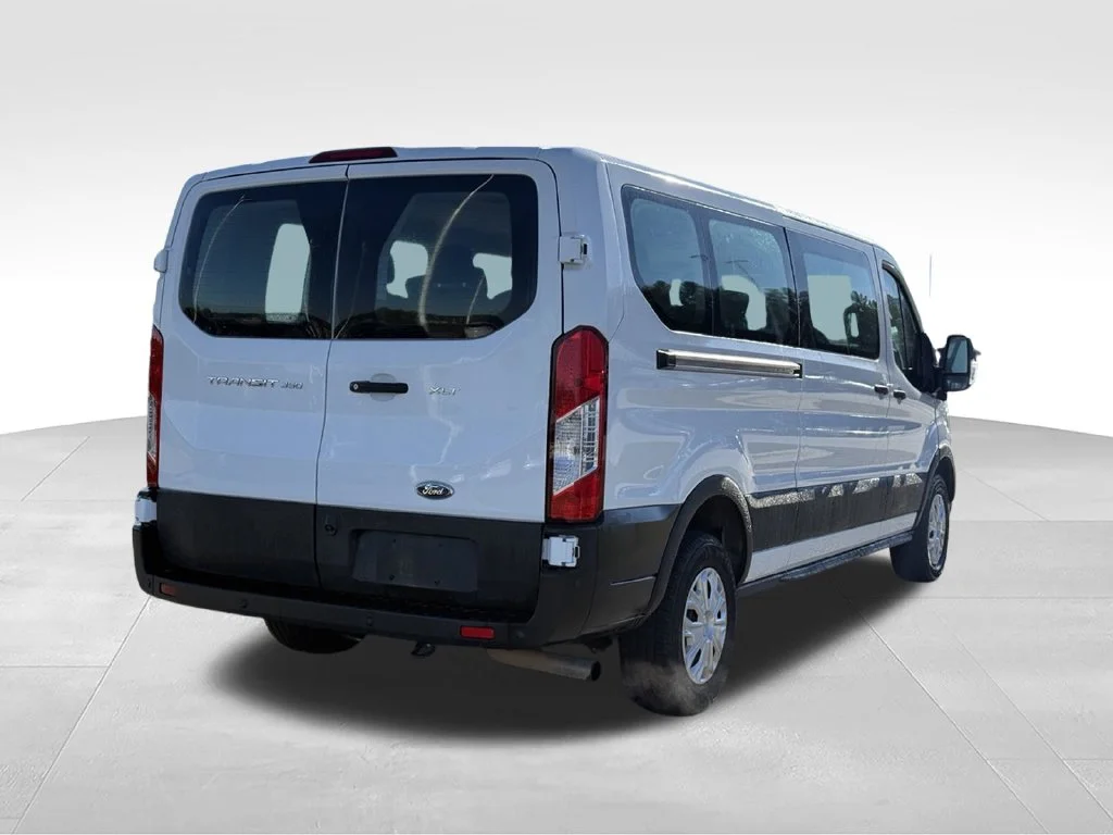 Used 2023 White Ford XLT image 23