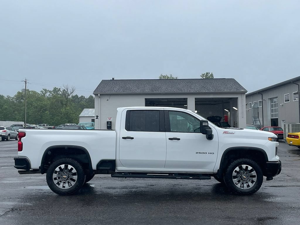 Used 2024 Summit White Chevrolet Custom image 10