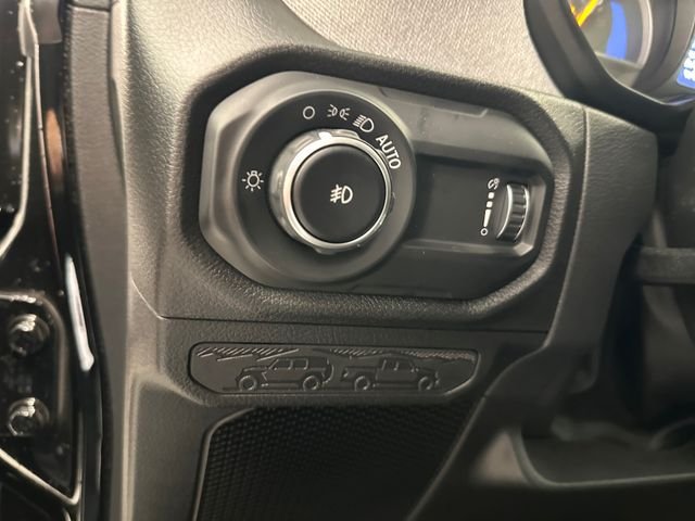 New 2026 Black Clear-Coat Exterior Paint Jeep Sport S image 21