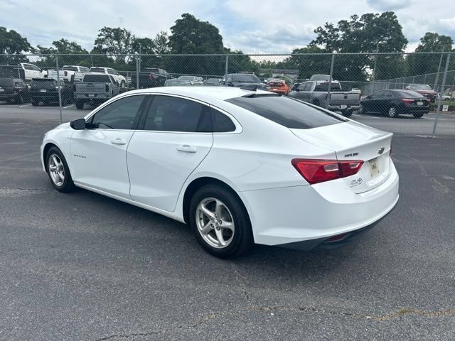 Used 2016 SUMMIT WHITE Chevrolet LS image 3