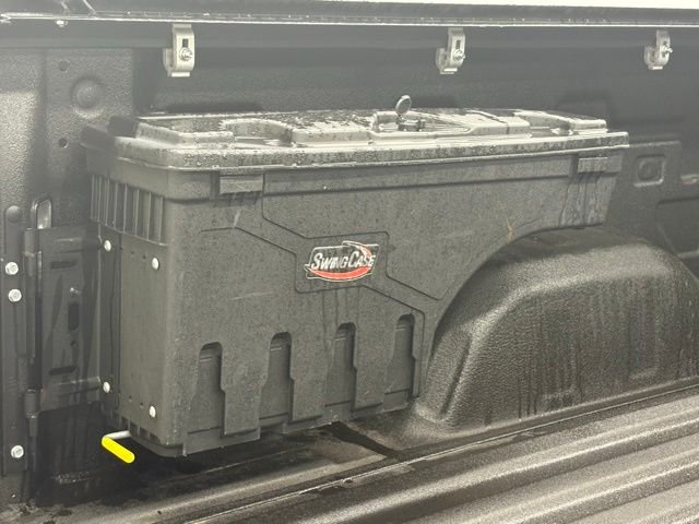 2024 Chevrolet Silverado 1500 LTZ - Photo 9