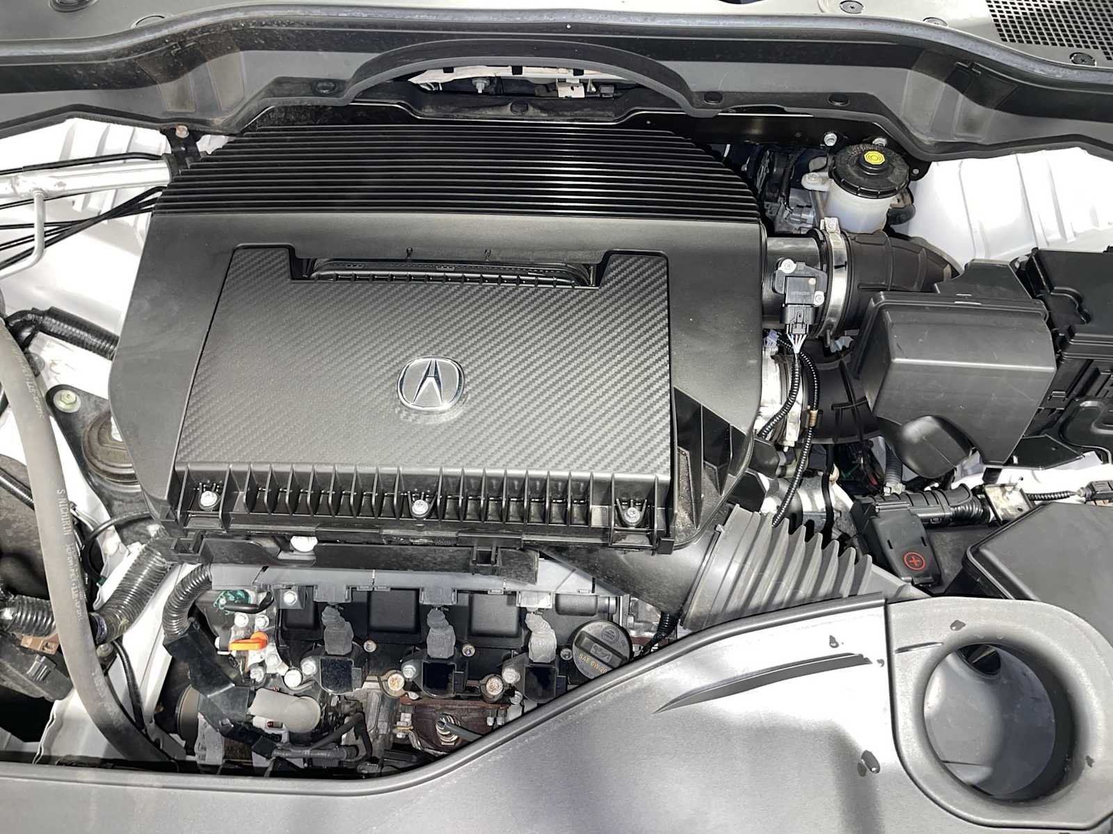 Certified Used 2025 Platinum White Pearl Acura  image 9