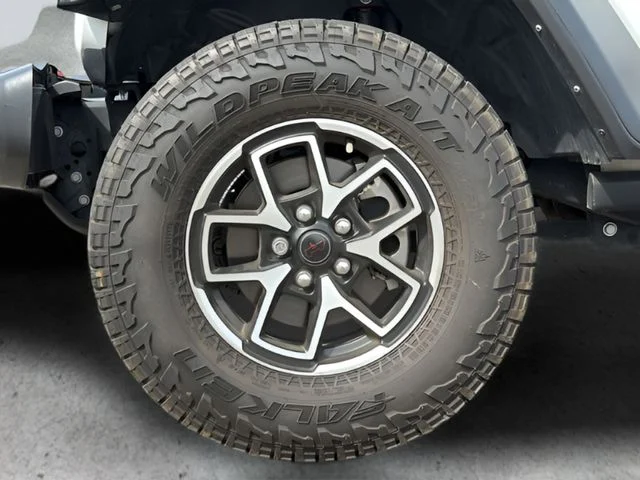 Used 2024 White Jeep Rubicon image 48