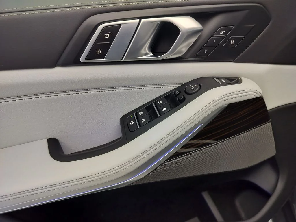 Certified Used 2026 Skyscraper Grey Metallic BMW xDrive40i image 7