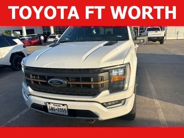 Used 2022 White Ford Tremor image 1
