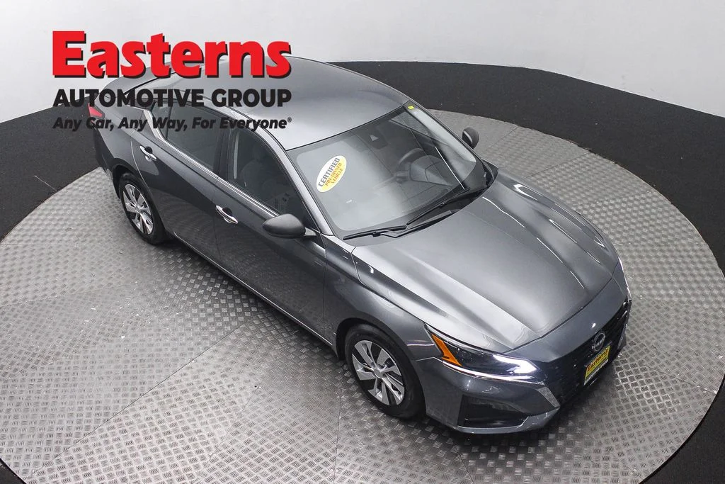 Used 2024 Gray Nissan 2.5 S image 3