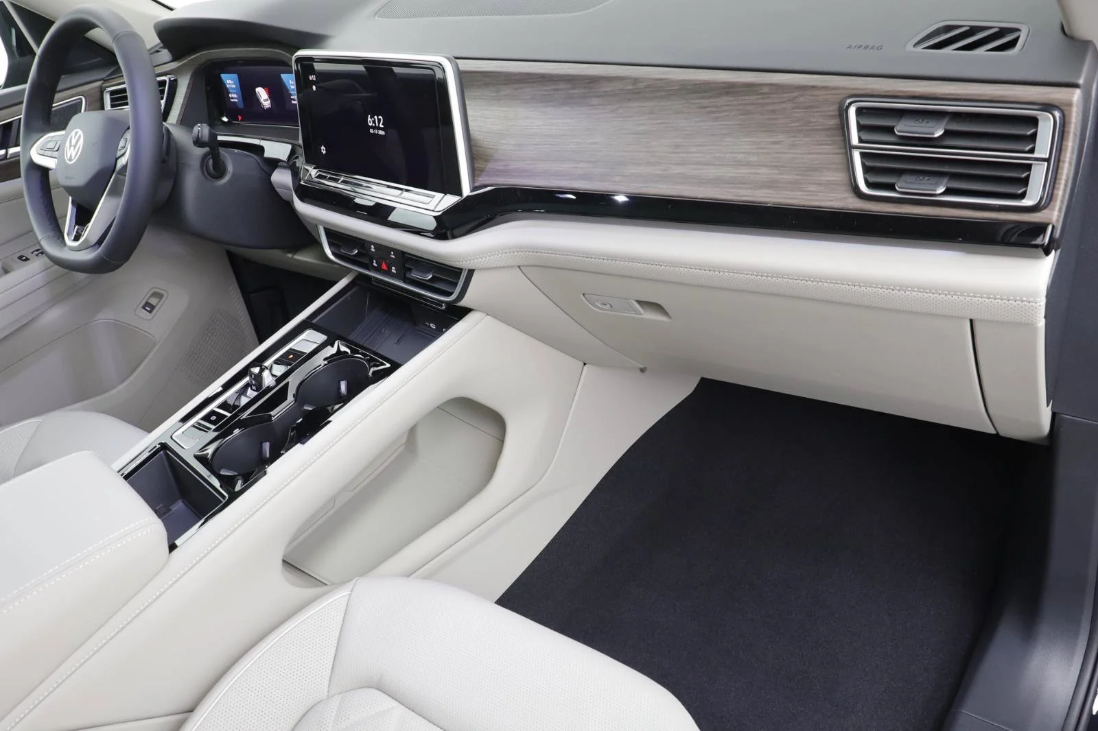 2026 Volkswagen Atlas SEL Premium R-Line - Photo 22