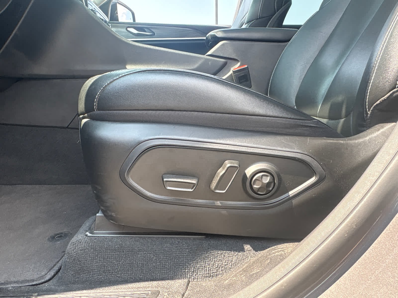 Used 2022 Baltic Gray Metallic Clearcoat Jeep  image 20