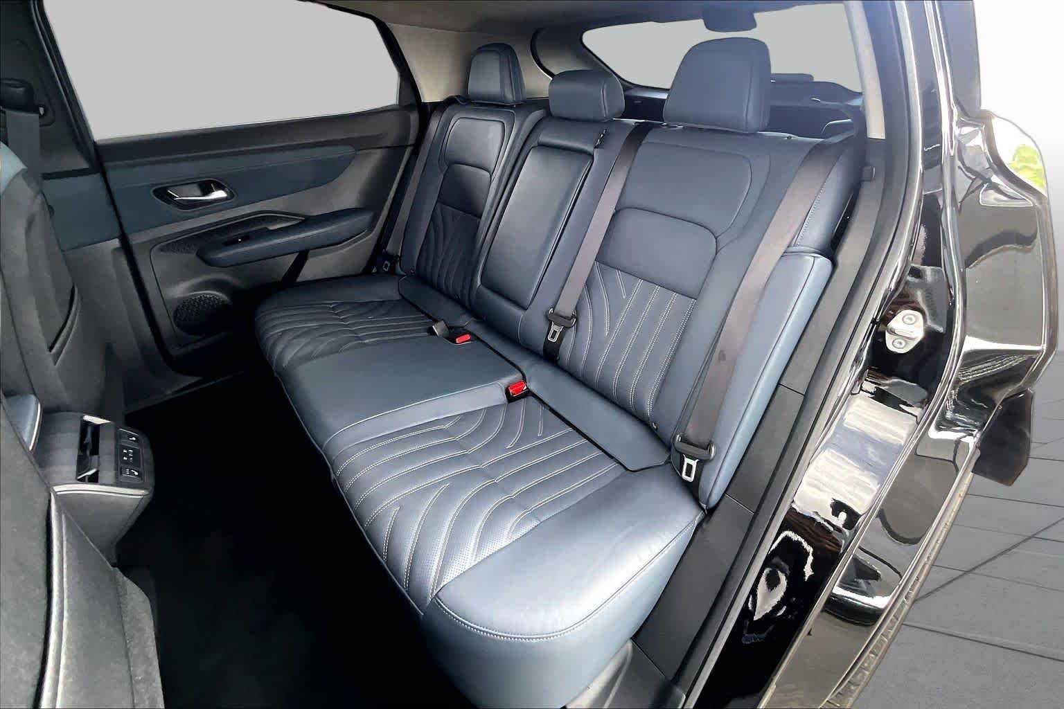 Used 2024 Black Diamond Pearl Nissan PLATINUM+ image 19